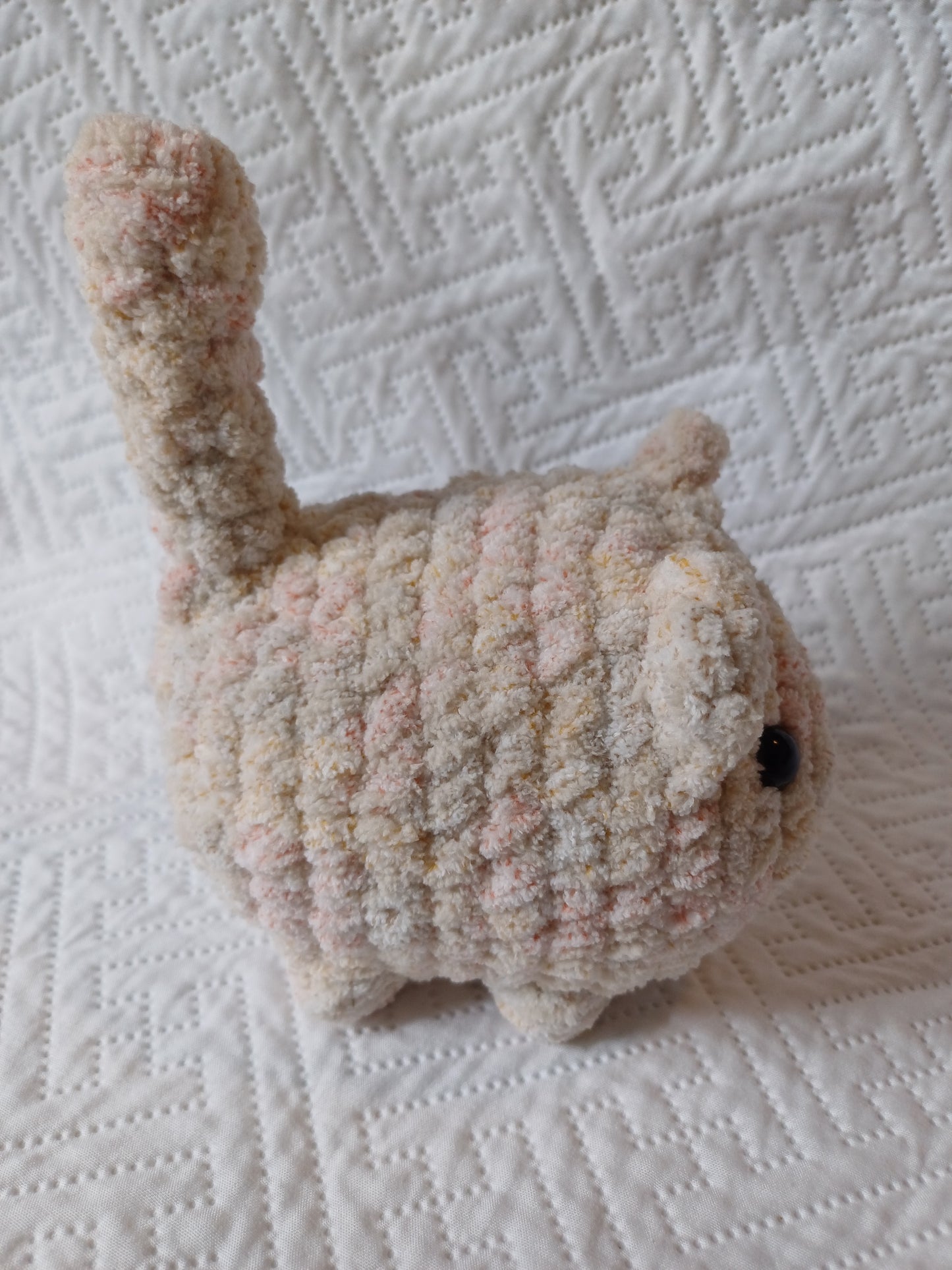 Pale Autumn Coloured Loaf Cat
