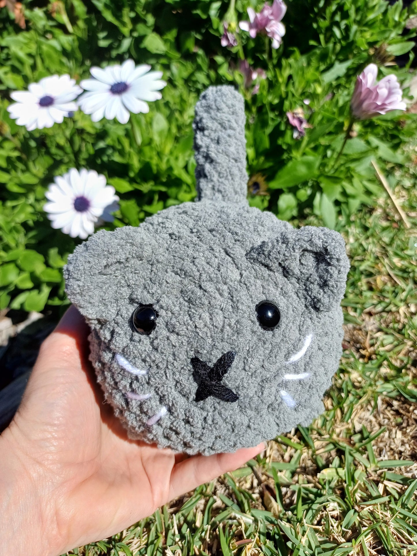 Grey Cubby Loaf Cat