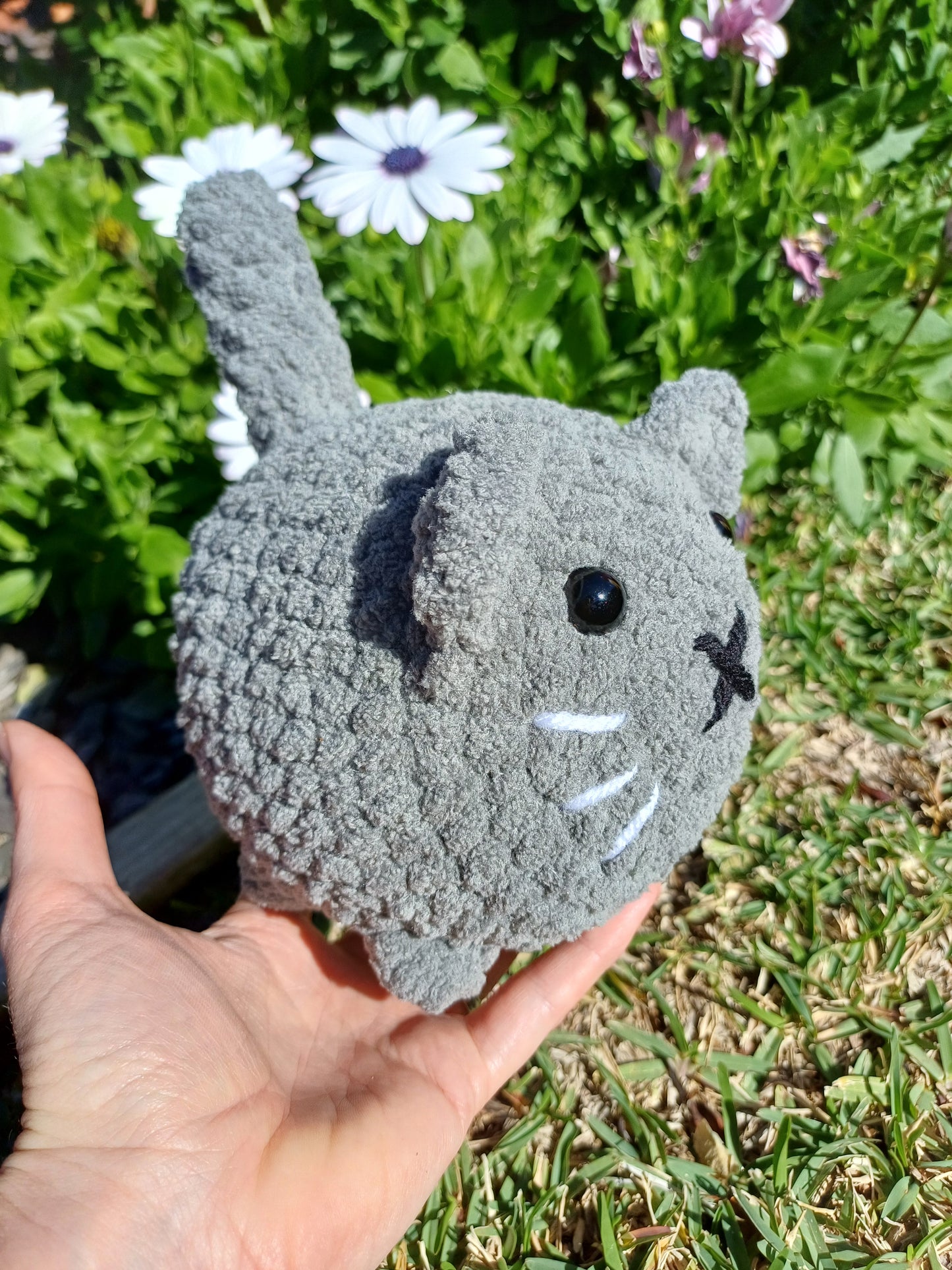 Grey Cubby Loaf Cat