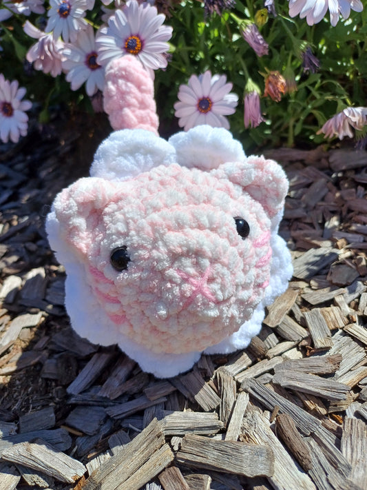 Pale Pink/White Flower Loaf Cat