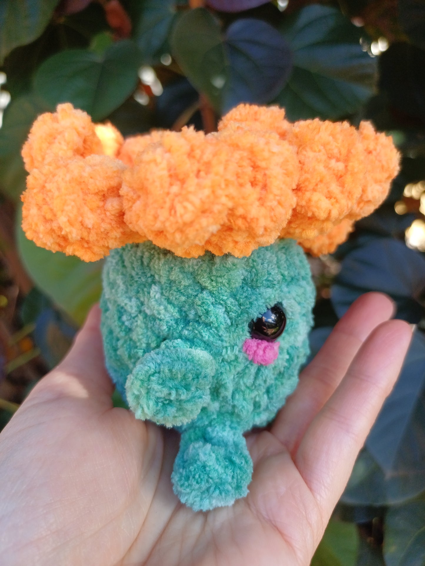 Daisy Buddy Orange Flower Crochet Plush Toy