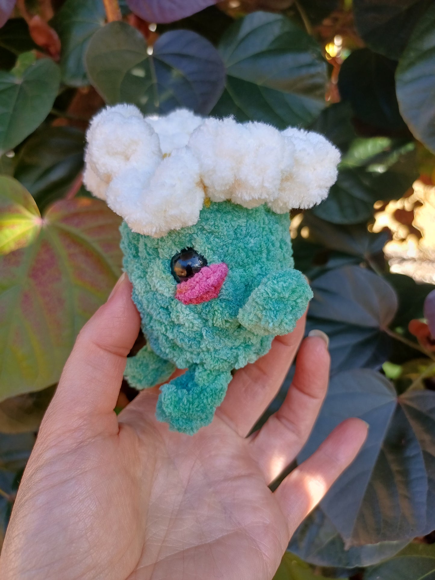 Daisy Buddy White Flower Crochet Plush Toy