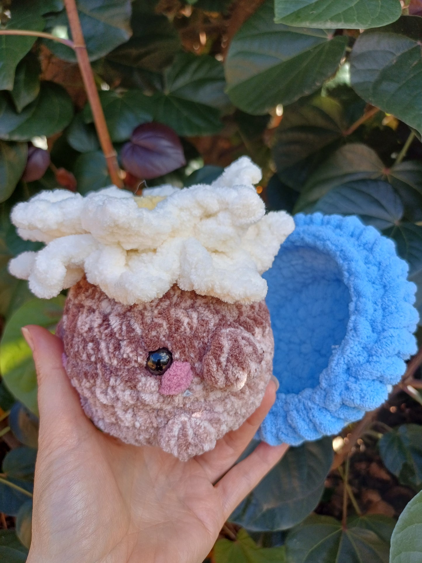 Dasiy in a Pot, White Dasiy In Blue Pot Crochet Plush Toy