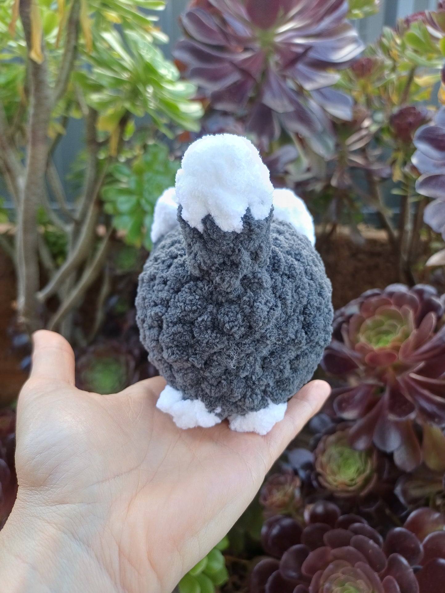 Loaf Cat Crochet Plush Toy Black/White